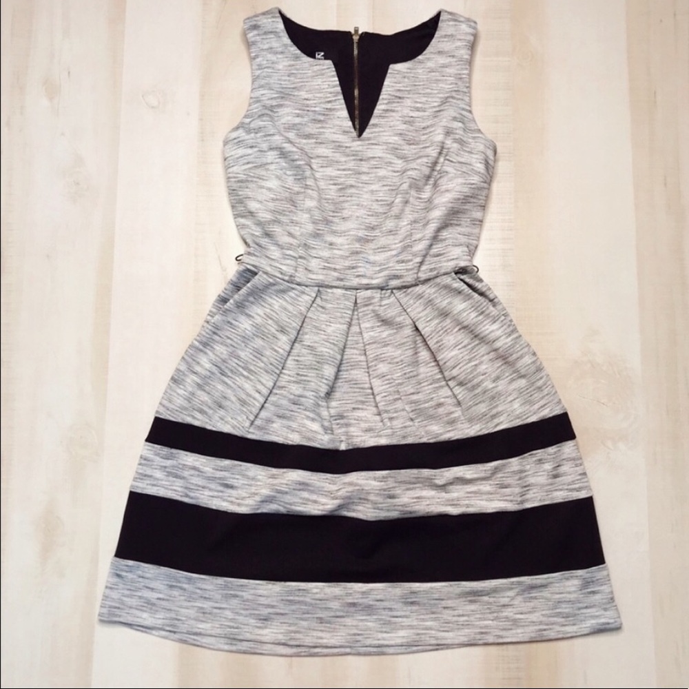 IZ BYER Women Gray Casual Dress Size 1